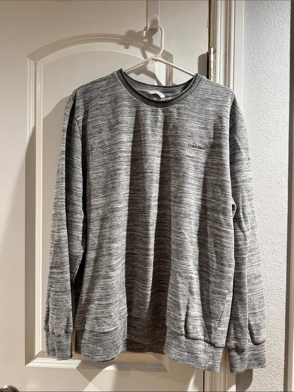 Calvin Klein Men's Heather Gray Crewneck Pullover